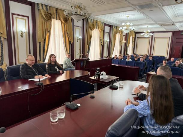 Контроль якості проходження стажування курсантами випускного курсу в Управлінні карного розшуку ГУНП у м. Києві