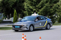 Без бар’єрів до впевненості за кермом: як працює автошкола МВС на базі НАВС (ВІДЕО) Фото