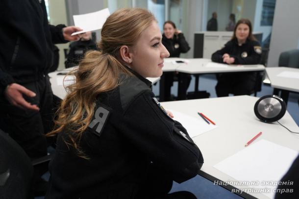 Бінарне заняття для курсантів-психологів у НАВС Бінарне заняття для курсантів-психологів у НАВС