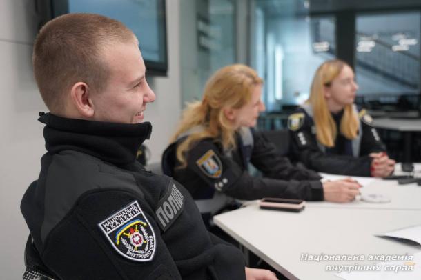 Бінарне заняття для курсантів-психологів у НАВС Бінарне заняття для курсантів-психологів у НАВС