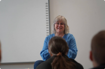 Розмовні клуби з носіями англійської мови для курсантів і студентів НАВС Фото